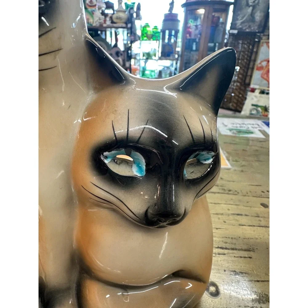 Vintage Rare Wales Siamese Cat TV Lamp